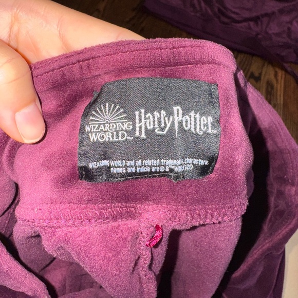 Purple velvet Harry Potter sweatshirt and joggers tracksuit - Picture 4 of 7